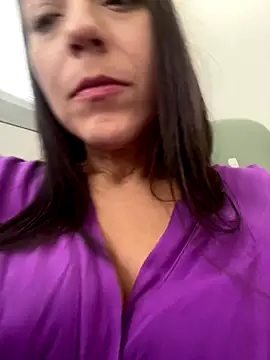 Snapshot of lucioliveira chatting on October 9, 3:10 pm lucioliveira online show from October 9, 3:10 pm