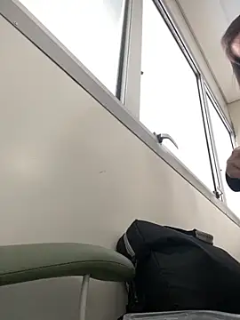 Snapshot of lucioliveira chatting on October 22, 2:06 pm lucioliveira online show from October 22, 2:06 pm