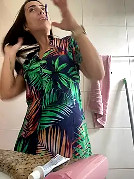 Snapshot of lucioliveira chatting on November 5, 1:44 pm lucioliveira online show from November 5, 1:44 pm