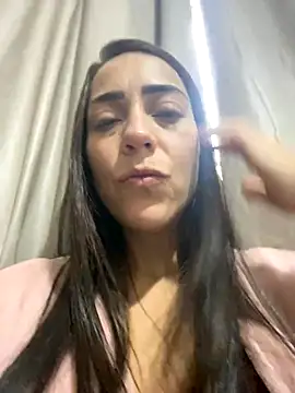 Snapshot of lucioliveira chatting on November 12, 2:28 pm lucioliveira online show from November 12, 2:28 pm