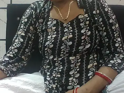 VNDANA  online show from September 28, 6:24 pm