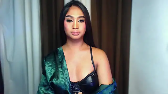 Snapshot of Ellie_Anderson chatting on October 6, 9:45 pm Ellie Anderson online show from October 6, 9:45 pm