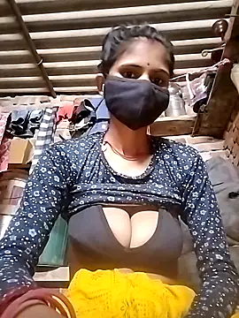 Joshi Love143 online show from December 16, 9:47 am