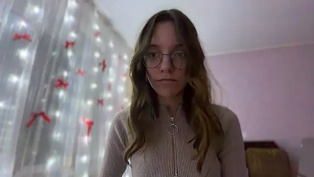 Snapshot of Vietero chatting on February 8, 10:24 pm Vietero online show from February 8, 10:24 pm