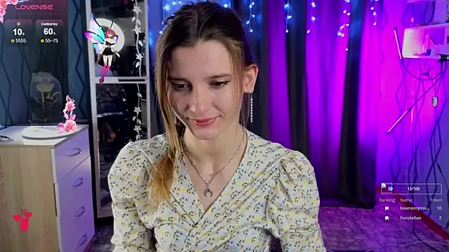 Snapshot of Vetta11 chatting on October 6, 9:23 pm Vetta11 online show from October 6, 9:23 pm