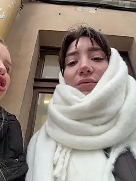 Snapshot of BallerinaCappuccino_ chatting on December 17, 9:37 am BallerinaCappuccino online show from December 17, 9:37 am