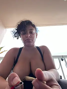 allybluee777 online show from May 20, 2:34 pm