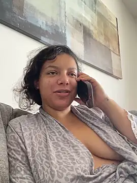 allybluee777 online show from June 20, 3:26 pm