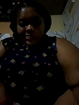 chubbybbw18 online show from November 27, 8:00 pm