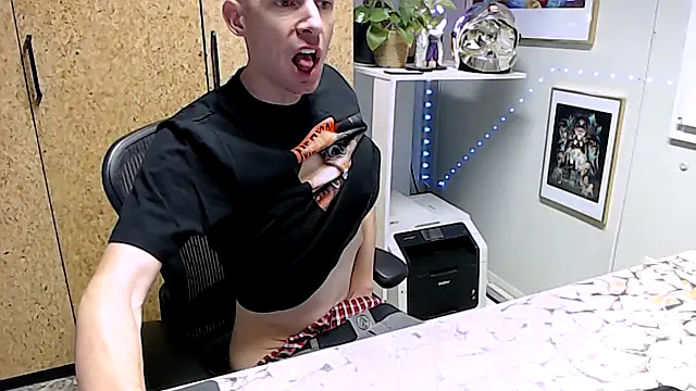 sakiramissy online show from October 6, 7:06 am