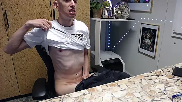 Snapshot of sakiramissy chatting on March 9, 8:18 am sakiramissy online show from March 9, 8:18 am