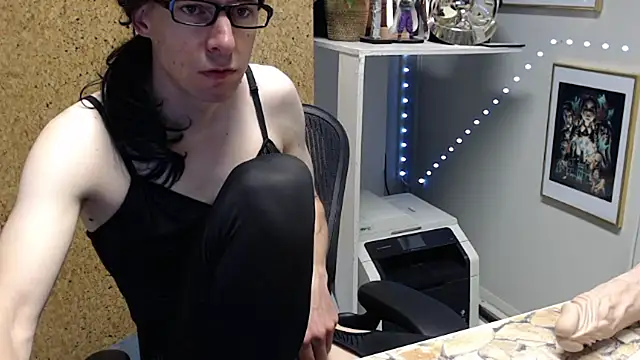 Snapshot of sakiramissy chatting on March 11, 7:03 am sakiramissy online show from March 11, 7:03 am