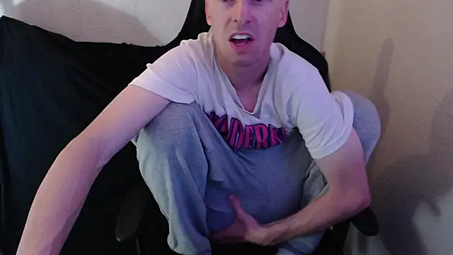 Snapshot of sakiramissy chatting on March 27, 9:03 pm sakiramissy online show from March 27, 9:03 pm