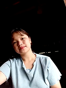 XoiXoi232 online show from October 17, 1:31 am