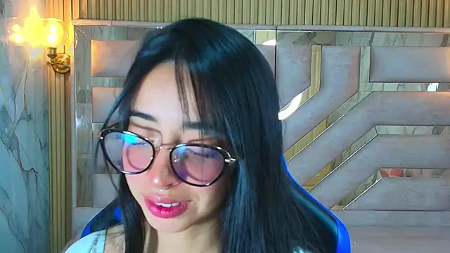 zoe r  online show from October 16, 3:29 am