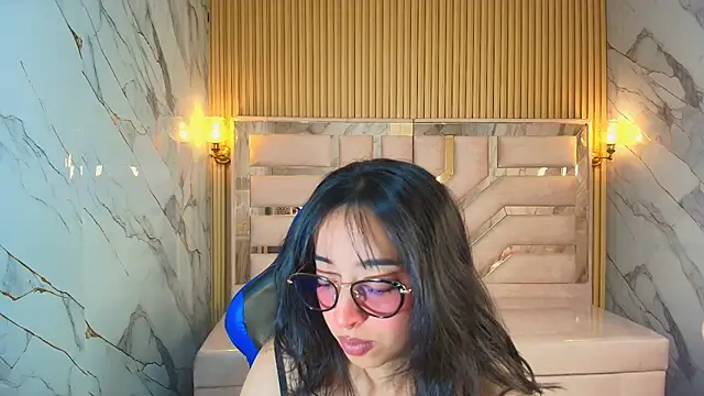 zoe r  online show from November 29, 3:20 am