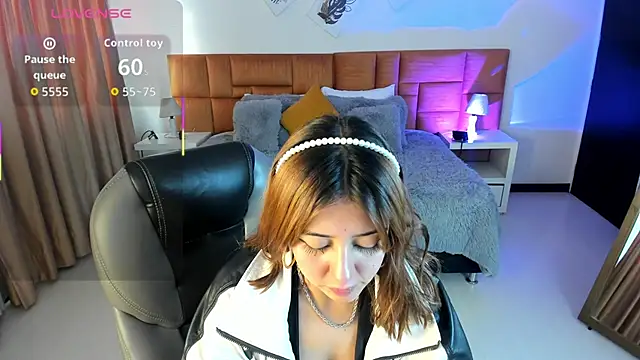 Catti Brie online show from October 22, 11:54 am