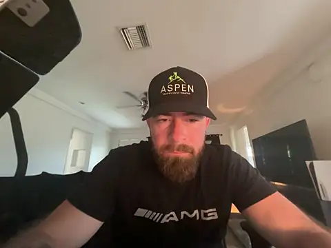 biggdickbandit92 online show from June 3, 1:57 pm