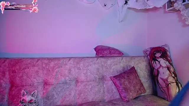 dark  nymph online show from October 29, 4:31 pm