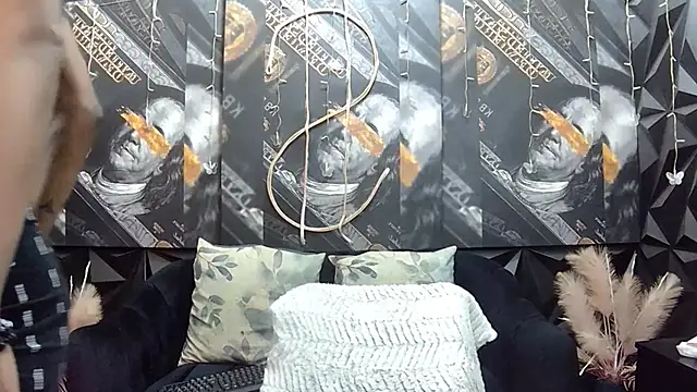 Lilmisbaddyxxx online show from September 25, 7:39 pm