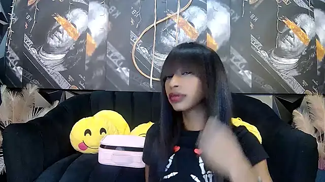 Lilmisbaddyxxx online show from March 12, 6:47 pm