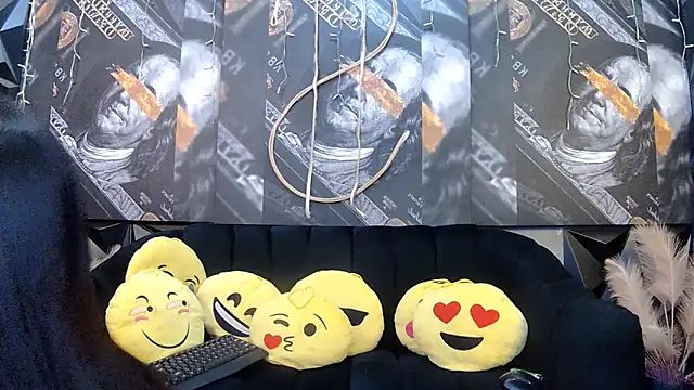 Lilmisbaddyxxx online show from March 16, 4:11 pm