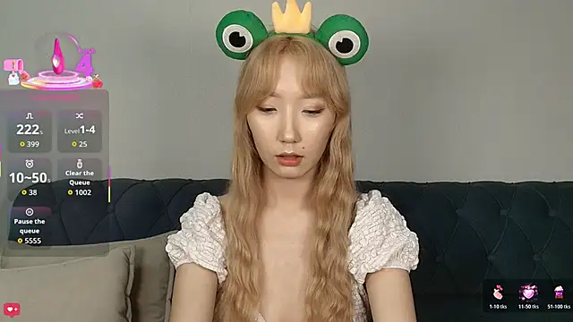 Snapshot of Yume_ko chatting on October 25, 9:53 pm Yume ko online show from October 25, 9:53 pm