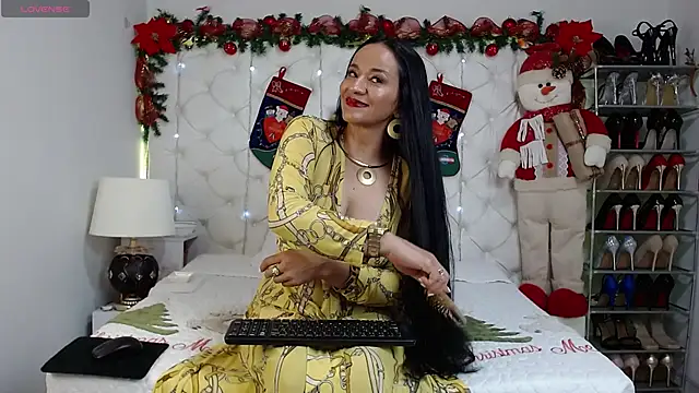 yury m2  online show from December 4, 2:43 am