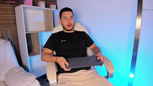 Axel grey  online show from October 3, 12:24 pm