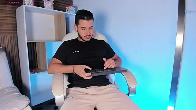 Axel grey  online show from October 12, 11:53 am