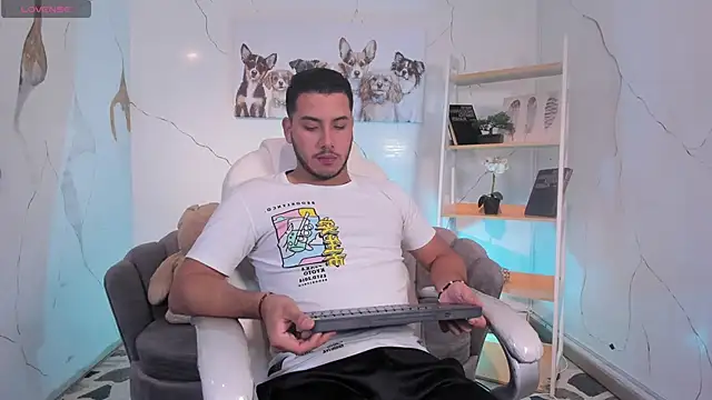 Axel grey  online show from November 1, 12:29 pm