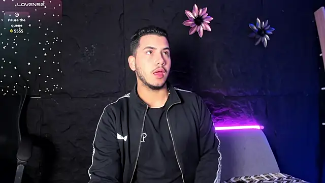 Axel grey  online show from December 19, 12:23 pm