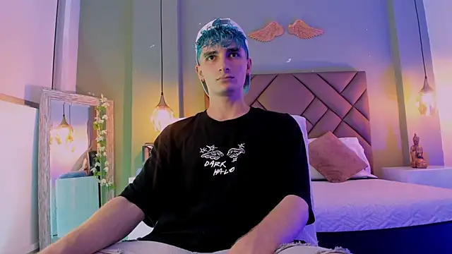 JaydenVillalobos online show from September 13, 7:46 pm
