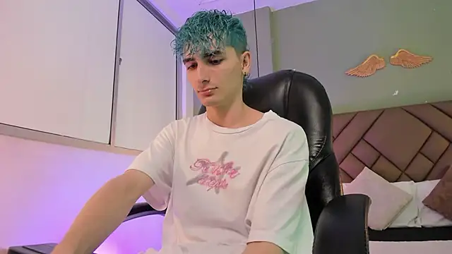 JaydenVillalobos online show from September 19, 2:07 pm