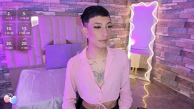 CYRUS TAY online show from June 23, 12:47 pm