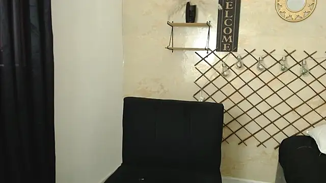 Snapshot of Perla_stonex chatting on September 14, 9:25 pm Perla stonex online show from September 14, 9:25 pm