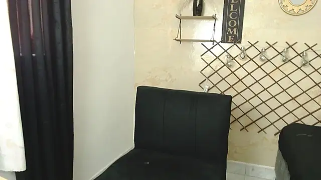 Snapshot of Perla_stonex chatting on September 15, 6:52 pm Perla stonex online show from September 15, 6:52 pm