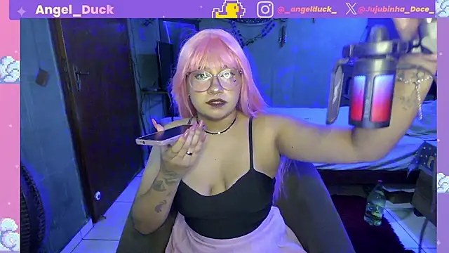 Snapshot of Angel_Duck chatting on March 17, 10:13 pm Angel Duck online show from March 17, 10:13 pm