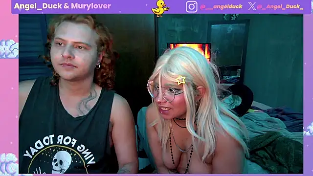 Snapshot of Angel_Duck chatting on June 8, 1:28 am Angel Duck online show from June 8, 1:28 am