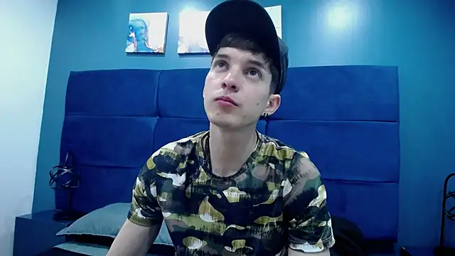 Snapshot of Jheampiiero chatting on September 25, 1:26 pm Jheampiiero online show from September 25, 1:26 pm