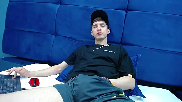 Snapshot of Jheampiiero chatting on October 16, 2:29 pm Jheampiiero online show from October 16, 2:29 pm