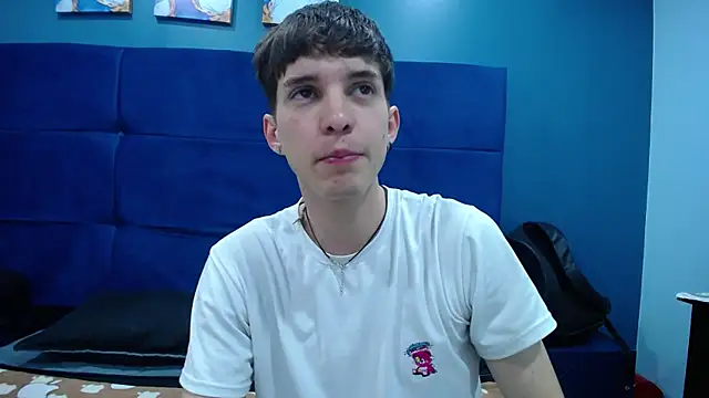 Snapshot of Jheampiiero chatting on October 21, 12:39 pm Jheampiiero online show from October 21, 12:39 pm