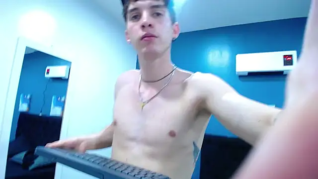 Snapshot of Jheampiiero chatting on October 30, 2:07 pm Jheampiiero online show from October 30, 2:07 pm