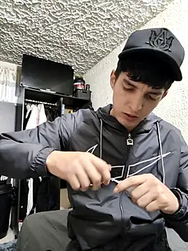 Jheampiiero online show from March 12, 9:43 pm