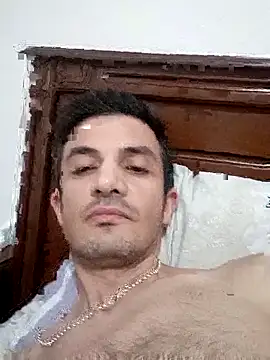 Snapshot of OGUZOZAN chatting on September 15, 9:15 pm OGUZOZAN online show from September 15, 9:15 pm