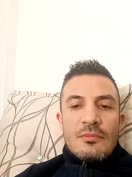 Snapshot of OGUZOZAN chatting on October 12, 7:40 am OGUZOZAN online show from October 12, 7:40 am