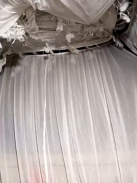 Snapshot of MaiHoa69 chatting on October 1, 2:34 pm MaiHoa69 online show from October 1, 2:34 pm