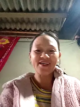 Snapshot of MaiHoa69 chatting on October 25, 12:29 am MaiHoa69 online show from October 25, 12:29 am