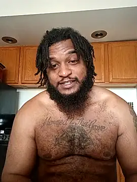 Snapshot of Longthickdick33 chatting on April 1, 12:39 pm Longthickdick33 online show from April 1, 12:39 pm
