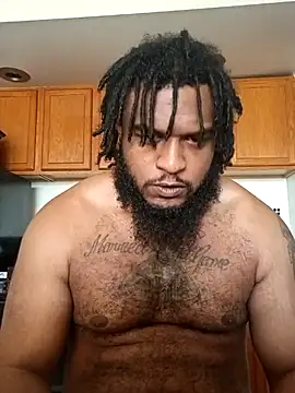 Snapshot of Longthickdick33 chatting on April 4, 1:52 pm Longthickdick33 online show from April 4, 1:52 pm